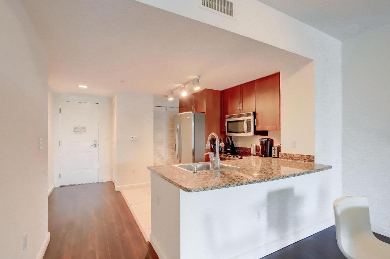 Apartment In Casa Costa Condo!Beach Pass Included Boynton Beach Luaran gambar