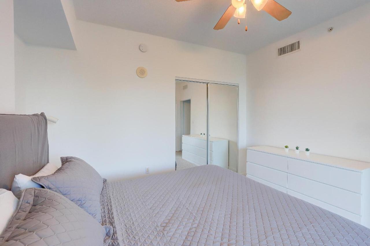 Apartment In Casa Costa Condo!Beach Pass Included Boynton Beach Luaran gambar
